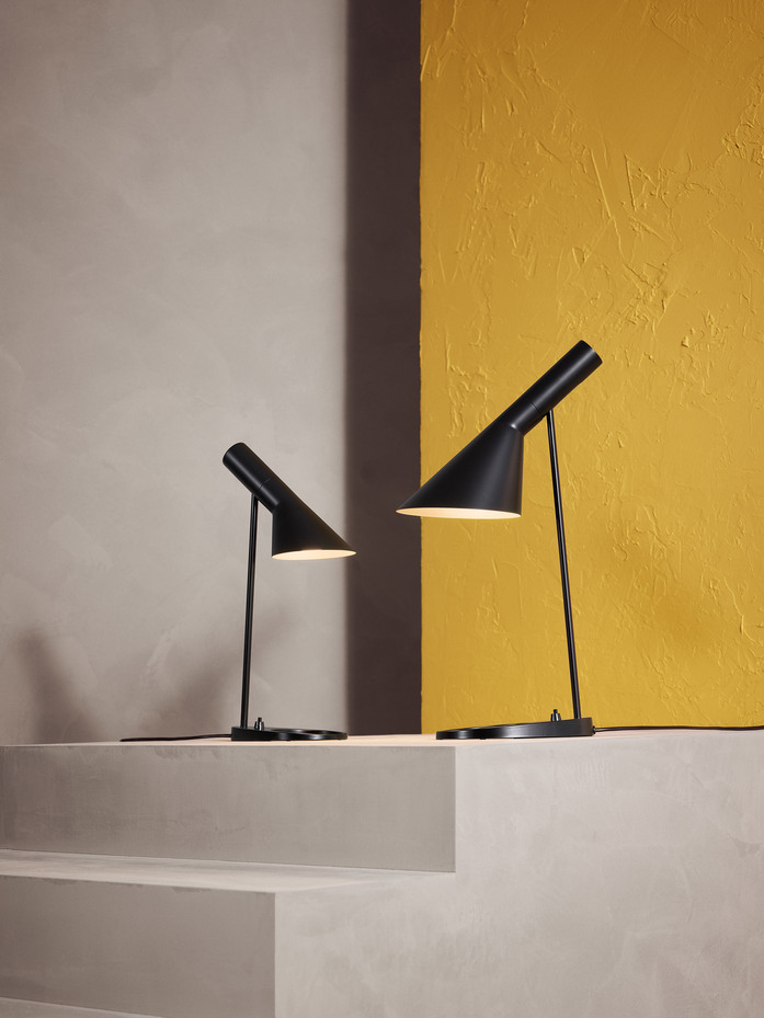 AJ Table Black Family SS20 RGB 70038