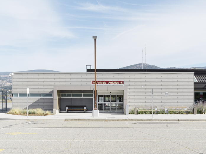 Airport Penticton 05