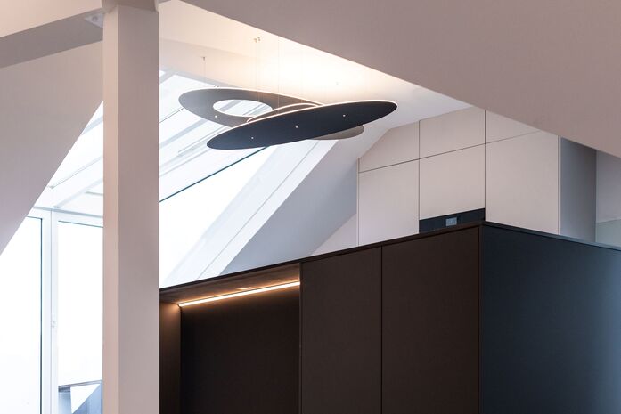 Ambright Spark Shape Penthouse 2
