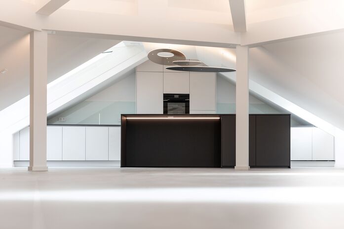 Ambright Spark Shape Penthouse 3