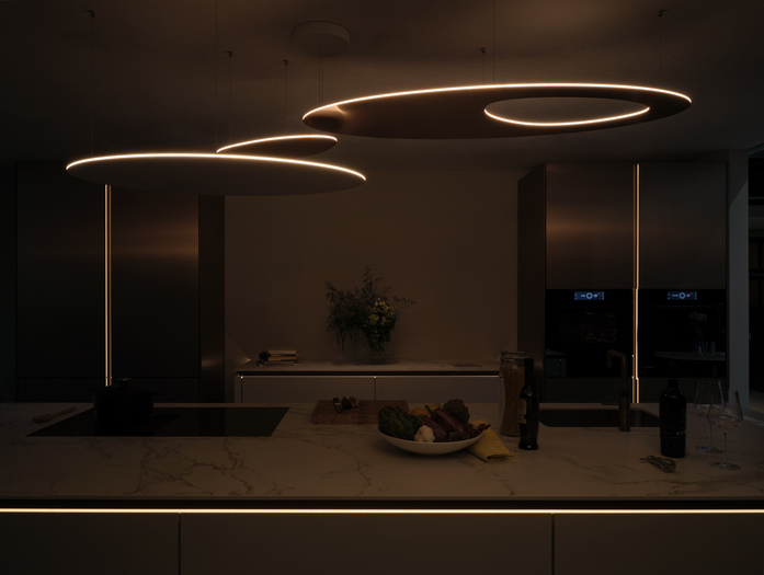 Ambright Spark Shapes Kuche Uhl3