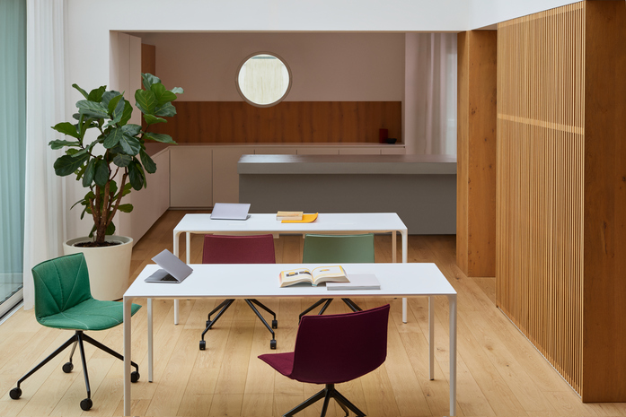 Arper Catifa RE 53 4 Ph Alberto Sinigaglia