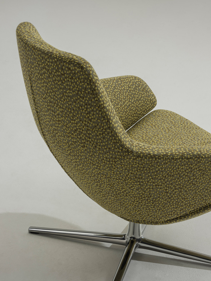 Arper Aston Club armchair ph Salva Lopez DSF0128