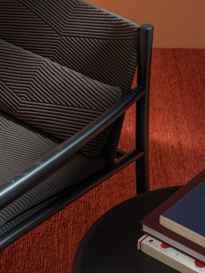 Arper Kata armchair ph Salva Lopez DSF0160