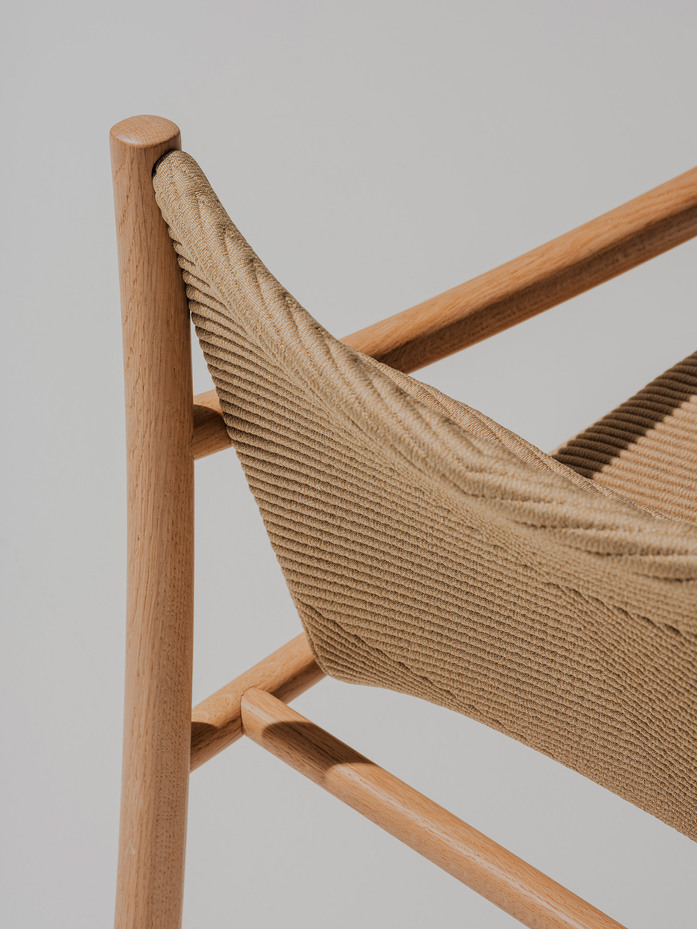 Arper Kata armchair ph Salva Lopez DSF0836