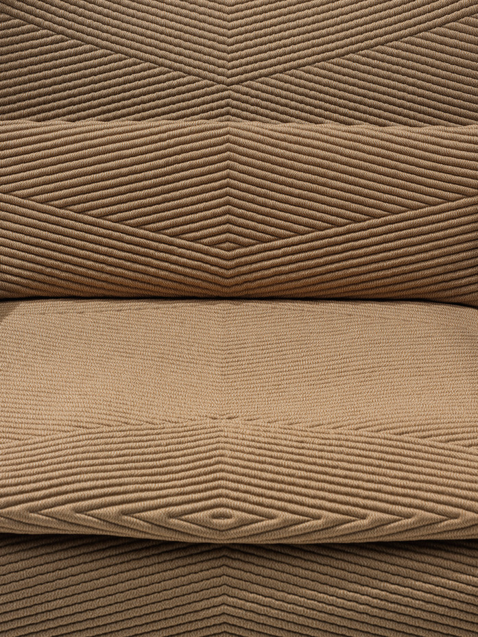 Arper Kata armchair ph Salva Lopez DSF0845