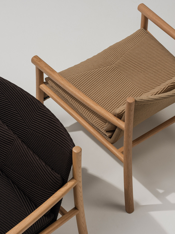 Arper Kata armchair ph Salva Lopez DSF0859
