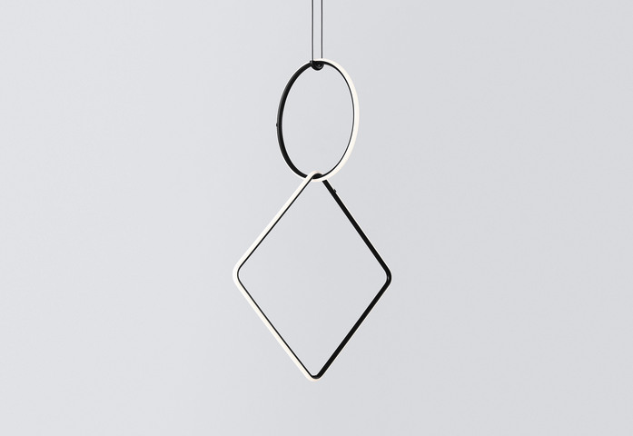 Arrangement circle S square L