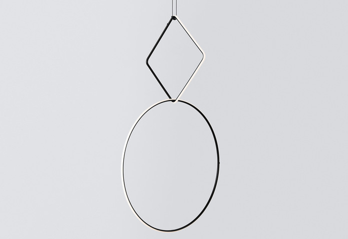 Arrangement square L circle L