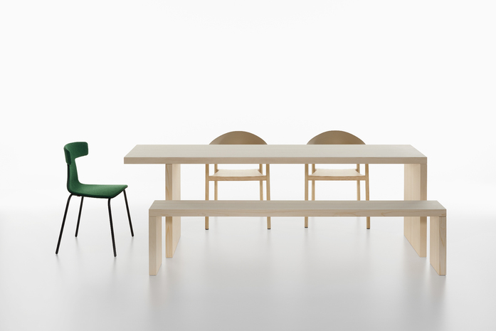 BENCH 08