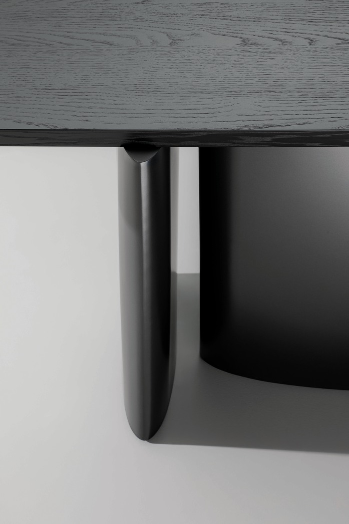 Bonaldo One Console 4