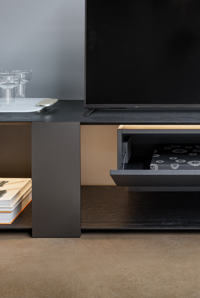Bonaldo Paddle TV stand 6