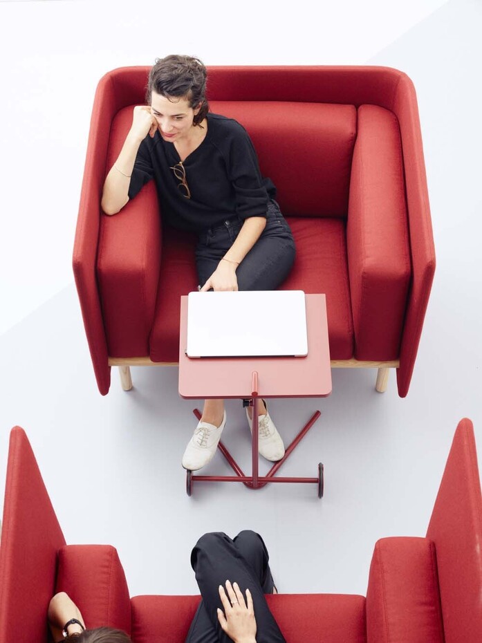 COR Floater easy chair RGB 2