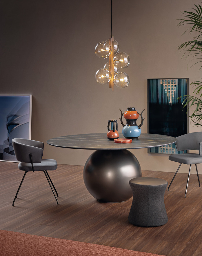 Circus 2