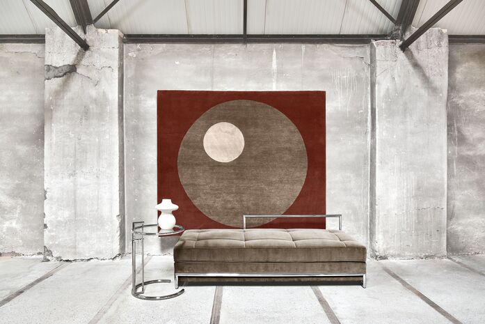 Classi Con adjustable table e1027 la lune rug day bed photo hassos