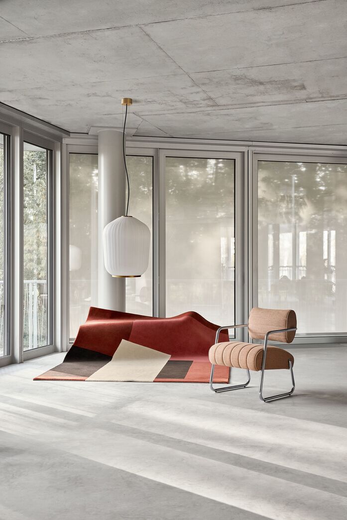 Classi Con cassis rug plissee pendant lamp bonaparte armchair photo hassos