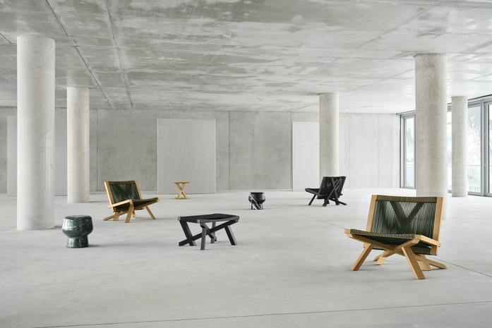 Classi Con corker no1 marble volkshaus lounge chair volkshaus side table volkshaus stool photo hassos