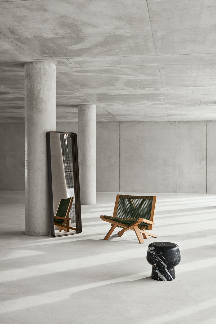 Classi Con cypris mirror volkshaus lounge chair oak corker no1 marble nero marquina photo hassos