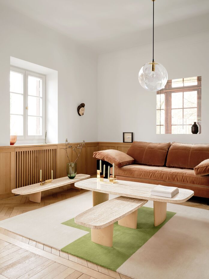 Classi Con kilkenny rug materia long table shia vase materia coffee table lota sofa materia side table photo kellermann