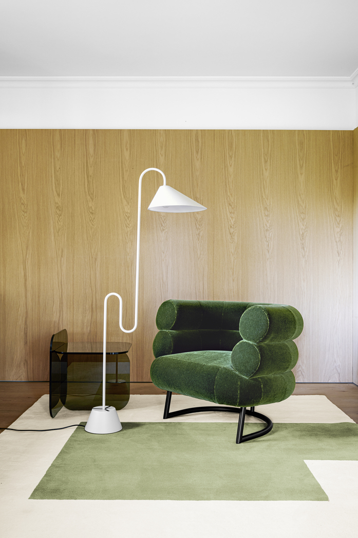 Classi Con kilkenny rug sol side table roattino floor lamp bibendum armchair photo kain