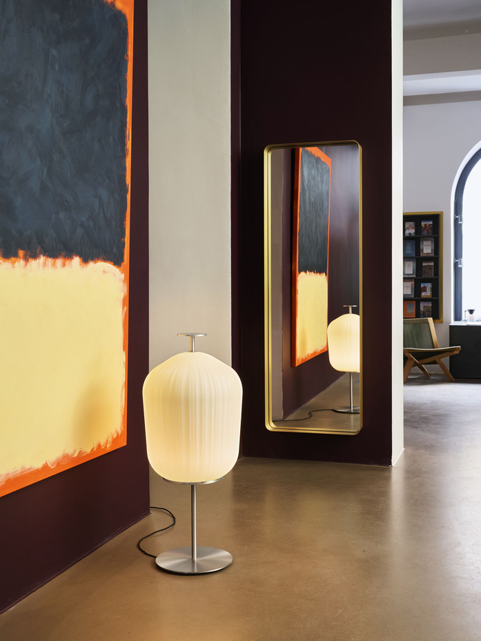 Classi Con plissee floor lamp aluminium photo frinzel 03