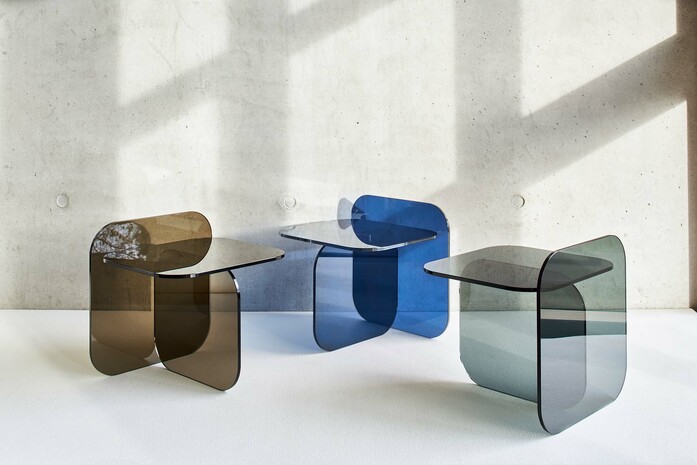 Classi Con sol side table hz photo elias hassos