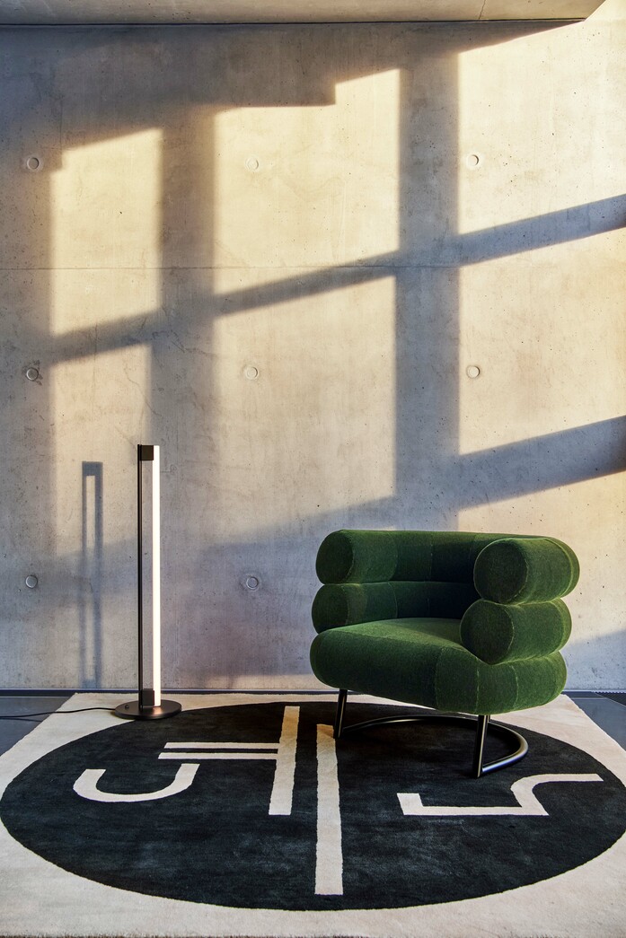 Classi Con st tropez rug tube light black bibendum armchair green vt photo hassos
