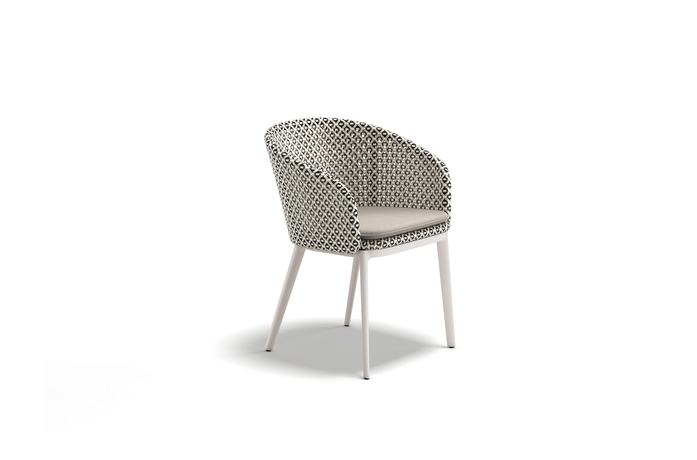 DEDON MBRACE Armchair pepper