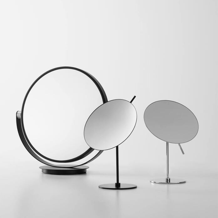 EMO MIRRORS 01 web