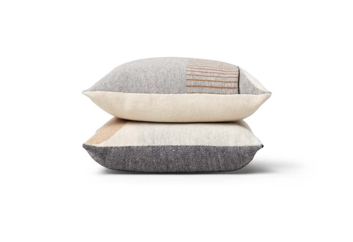 Form and Refine aymara cushion pattern grey and pattern cream 52x52cm