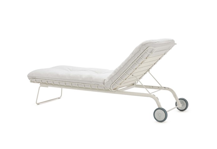 Freifrau Leyasol Sun Bed Lopi Snow back