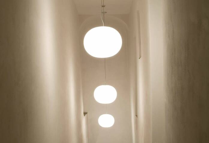 GLO BALL SUSPENSION00002