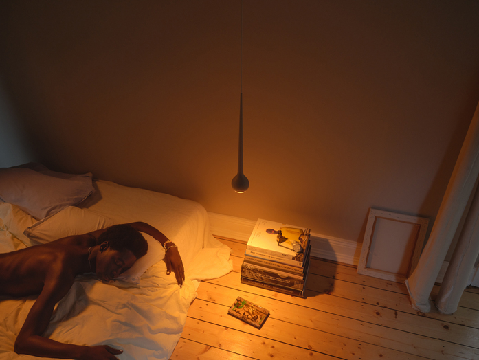 GRAU Falling Sand White Ruben Riermeier