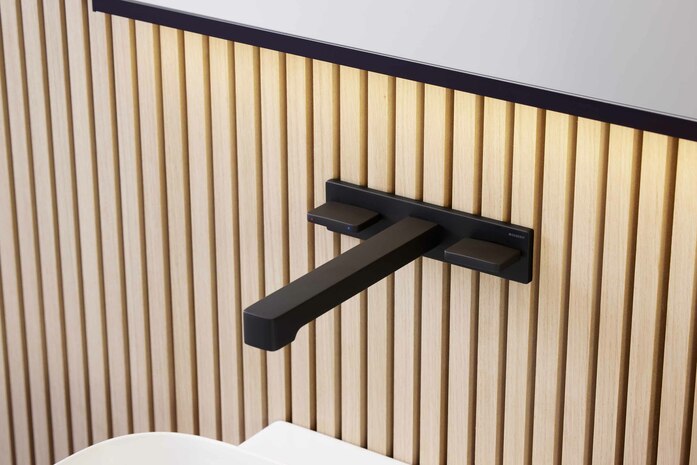 Geberit ONE Armatur schwarz matt eckig
