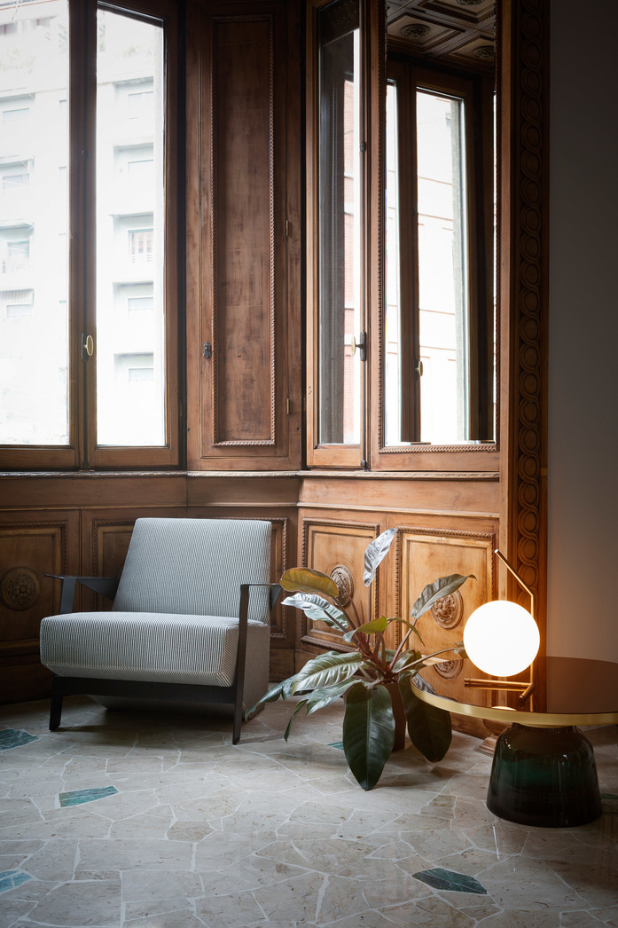 IC LIGHTS TABLE00001