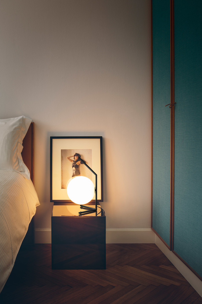 IC LIGHTS TABLE00003