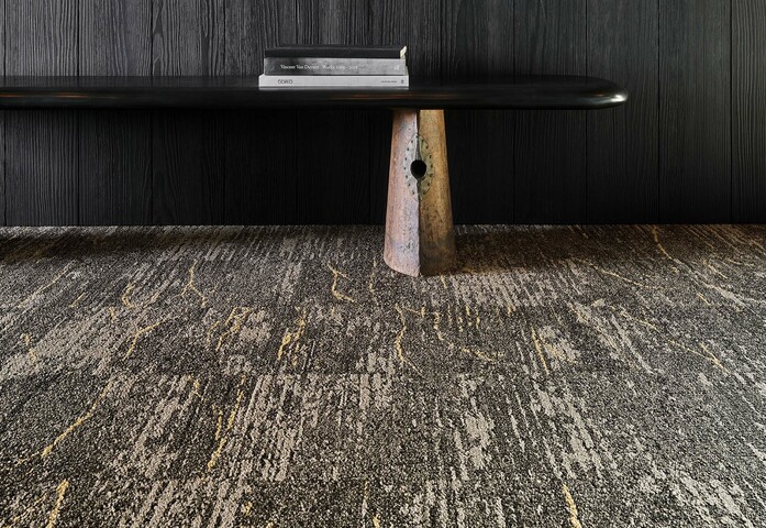 Imperfection Grit Bruut Rupture 685 DETAIL 2