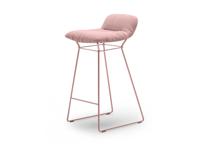 Leya Counterstool Low 1 1 RAL Drahtgestell02