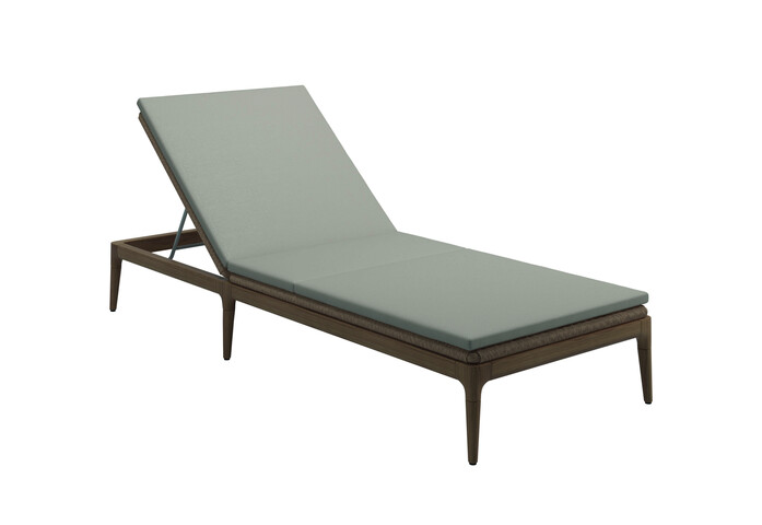 Lima Lounger Dot Oyster