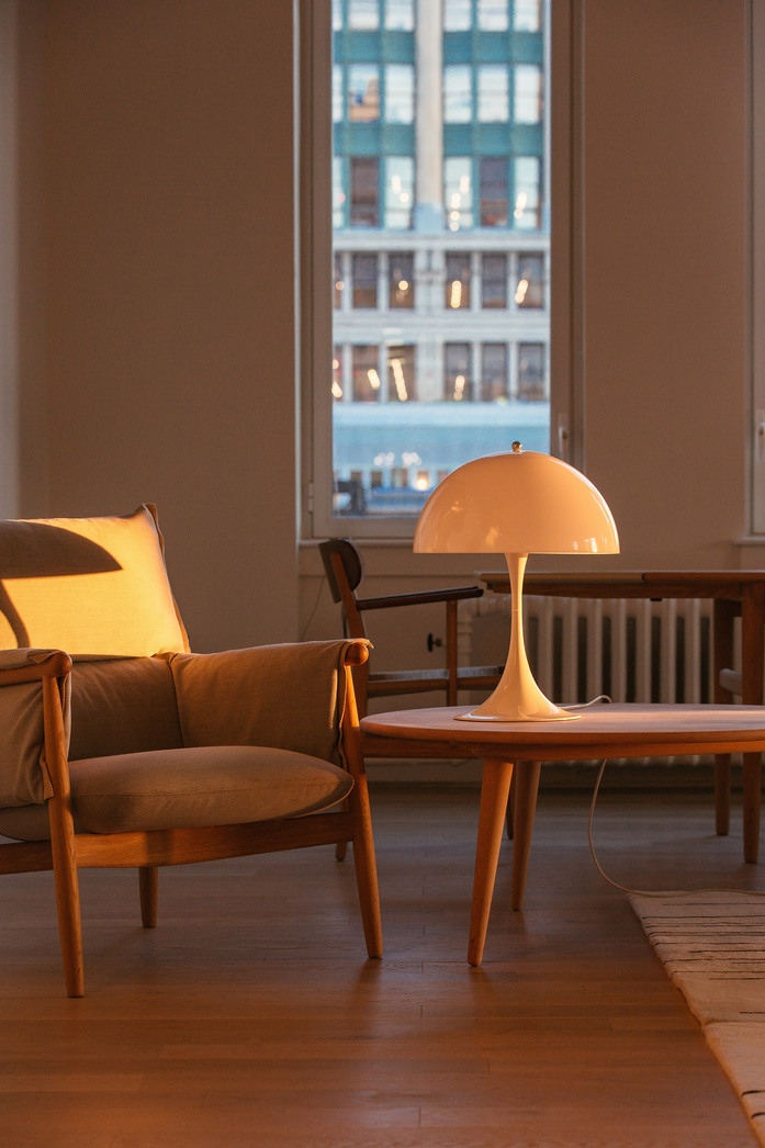 Louis Poulsen Carl Hansen IMG 3903 Edit 02693