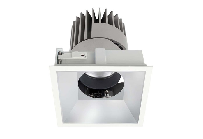 PERFORMANCE L STANDARD SPOT SQUARE 4