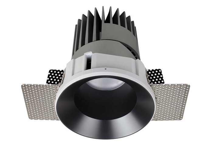 PERFORMANCE L TRIMLESS SPOT FIXED ROUND 5