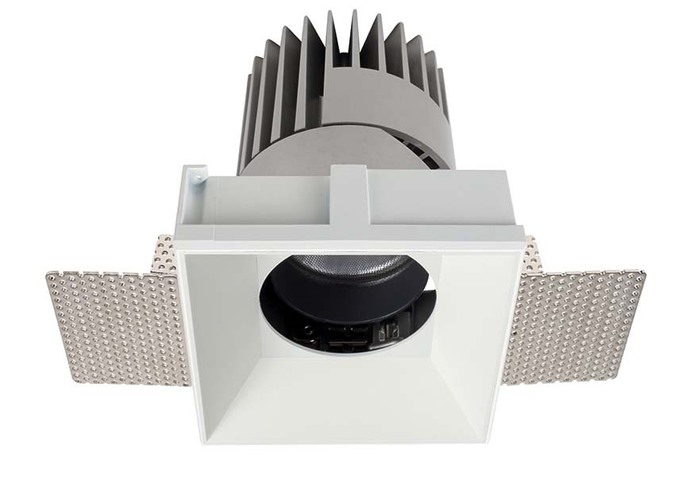 PERFORMANCE L TRIMLESS SPOT SQUARE 5