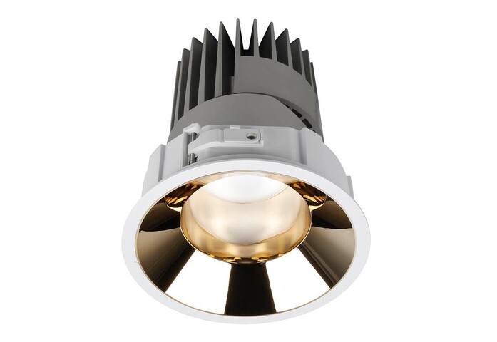 PERFORMANCE M STANDARD SPOT FIXED ROUND 8