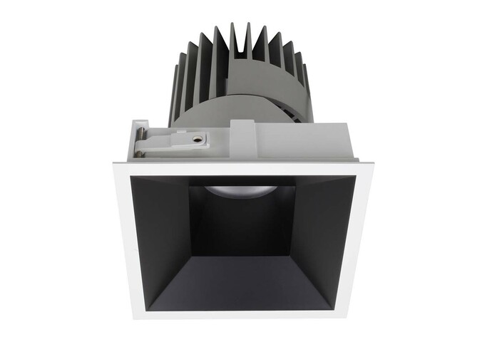 PERFORMANCE M STANDARD SPOT FIXED SQUARE 5