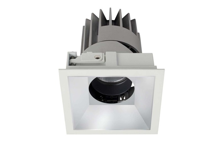PERFORMANCE S STANDARD SPOT SQUARE 4