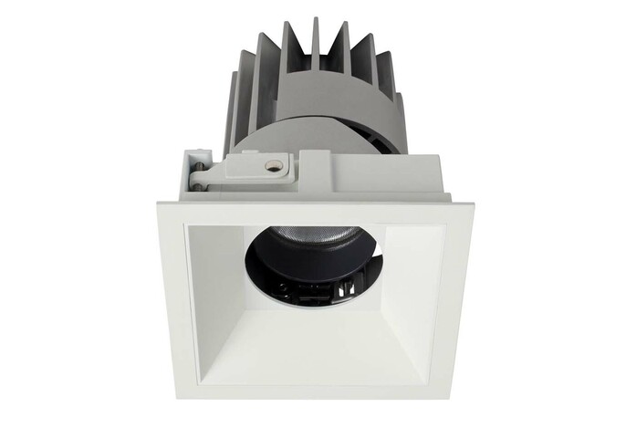 PERFORMANCE S STANDARD SPOT SQUARE 5