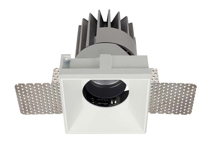 PERFORMANCE S TRIMLESS SPOT SQUARE 5
