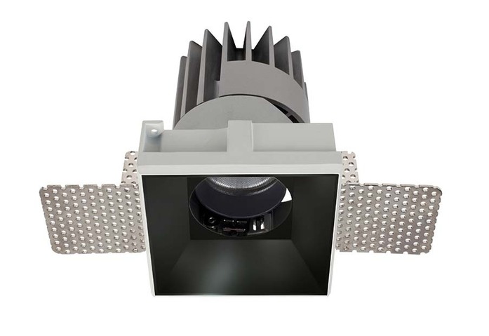 PERFORMANCE S TRIMLESS SPOT SQUARE 6