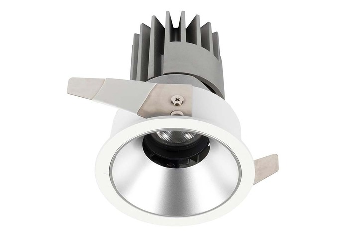 PERFORMANCE XS STANDARD SPOT ROUND 4